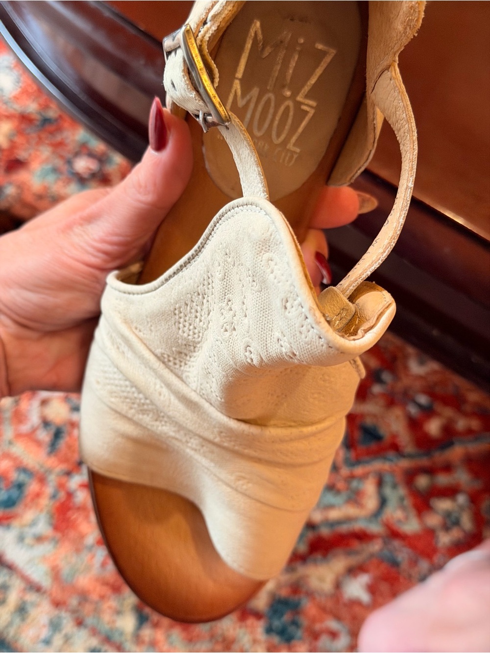 NWT! Miz Mooz Cream Leather Slingback Sandals - Picture 12 of 12